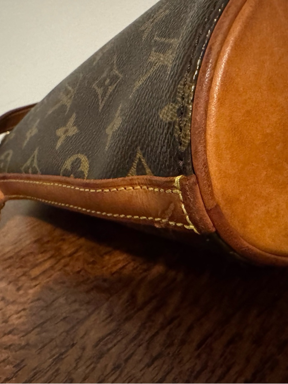 Louis Vuitton Monogram Drouot Crossbody Bag with COA and Dust Bag - Picture 11 of 12